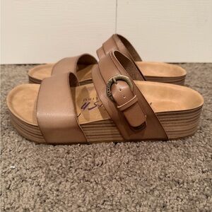 Blowfish Tan Double-Strap Platform Slide Sandals